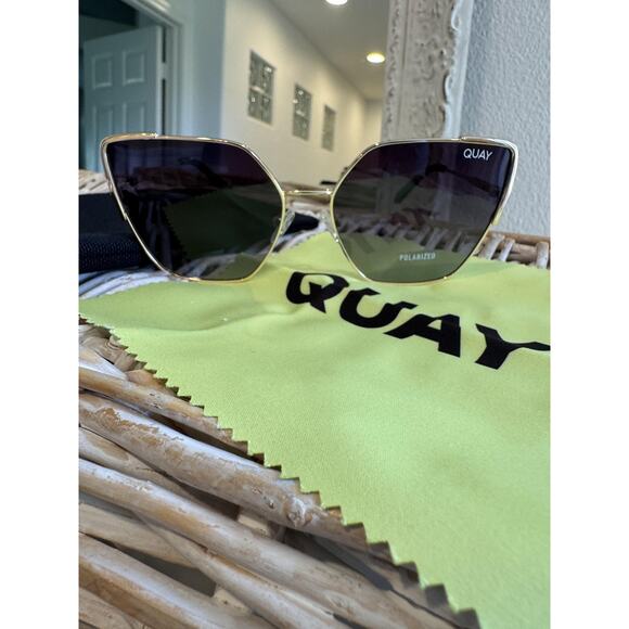 Quay Sunglasses Womens Gold Cat Eye Oversized Gradient Polarized 60-16-145